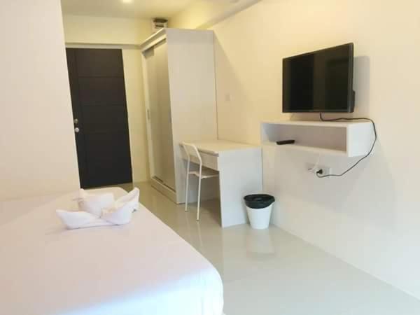 Sixty Star Love Place Hotel Bangkok Ngoại thất bức ảnh