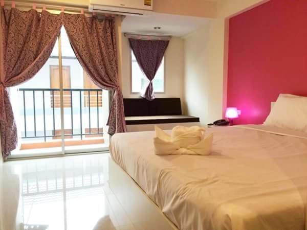 Sixty Star Love Place Hotel Bangkok Ngoại thất bức ảnh