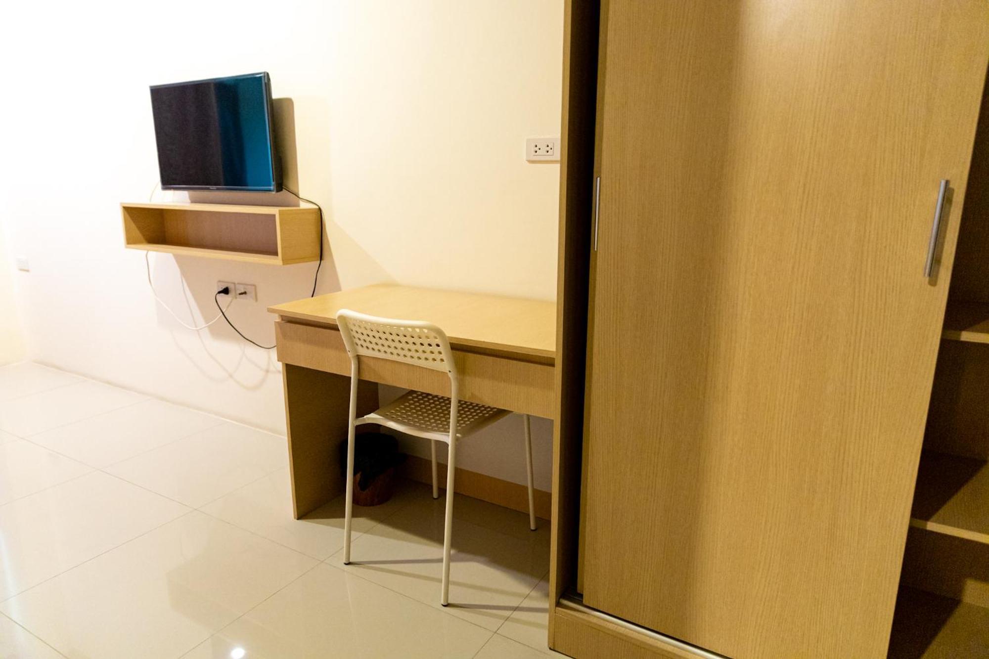 Sixty Star Love Place Hotel Bangkok Ngoại thất bức ảnh
