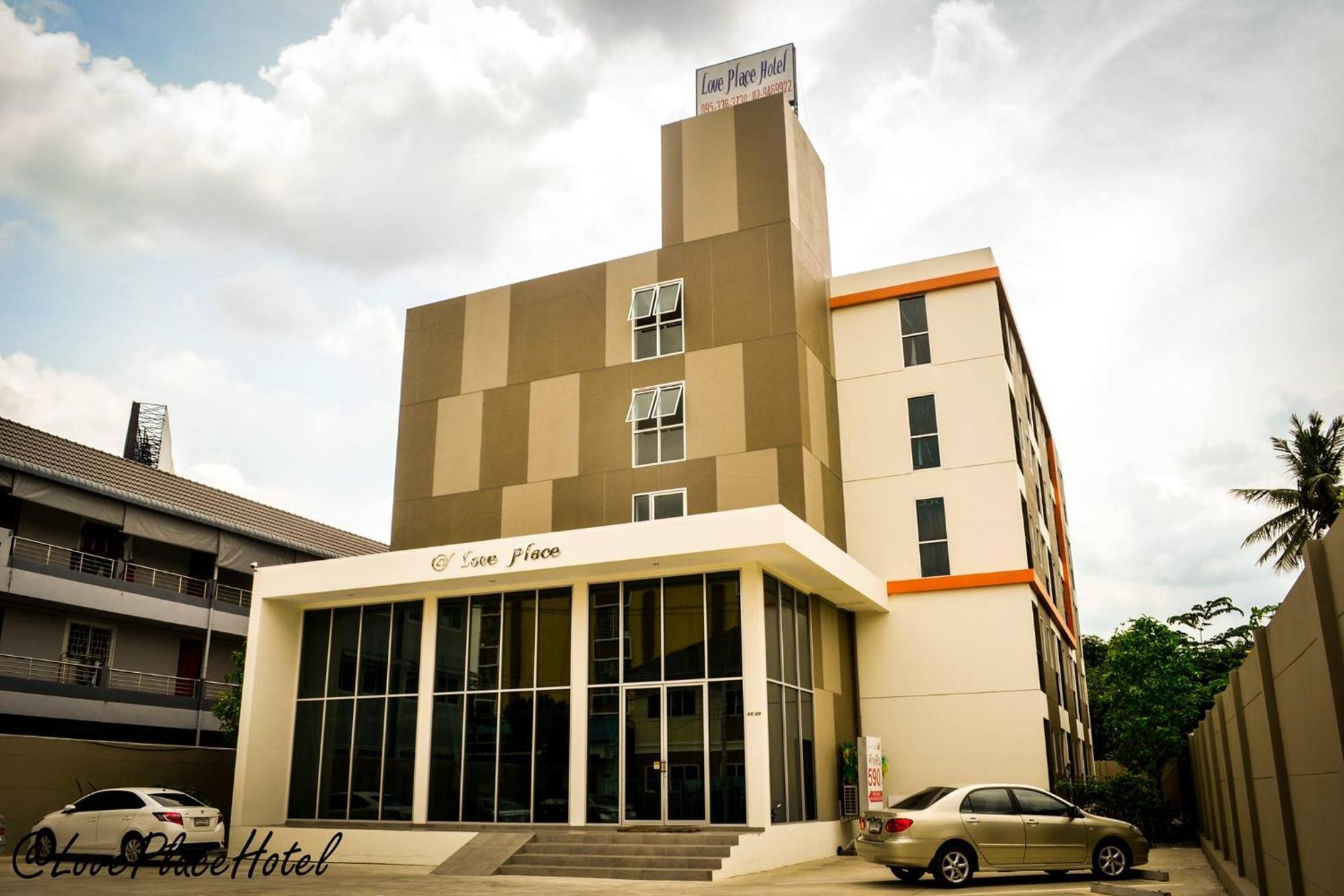 Sixty Star Love Place Hotel Bangkok Ngoại thất bức ảnh